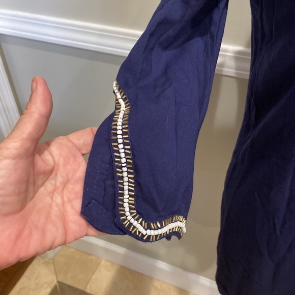 Lilly Pulitzer Sarah True Navy
Beaded Embellished Tunic 3/4 sleeve! Size XS - Picture 4 of 9